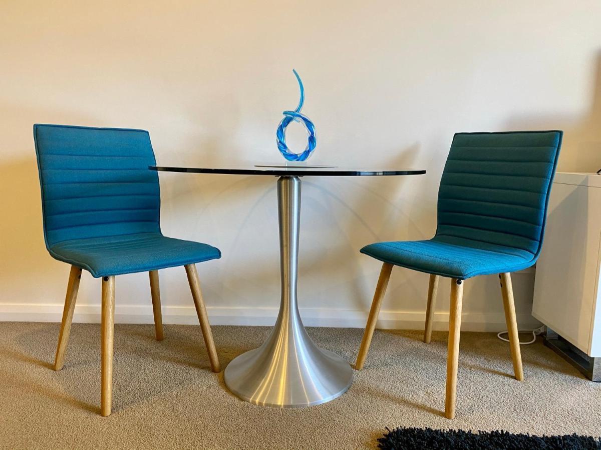 Governor Luxe 1 Bedroom Apartment In The Heart Of Barton Wifi Gym Wine Secure Parking Canberra Kingston Exteriör bild