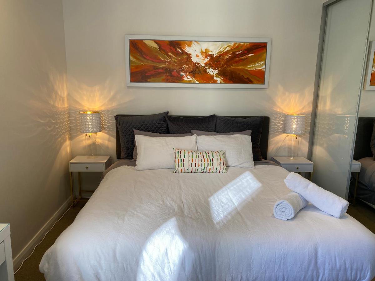 Governor Luxe 1 Bedroom Apartment In The Heart Of Barton Wifi Gym Wine Secure Parking Canberra Kingston Exteriör bild