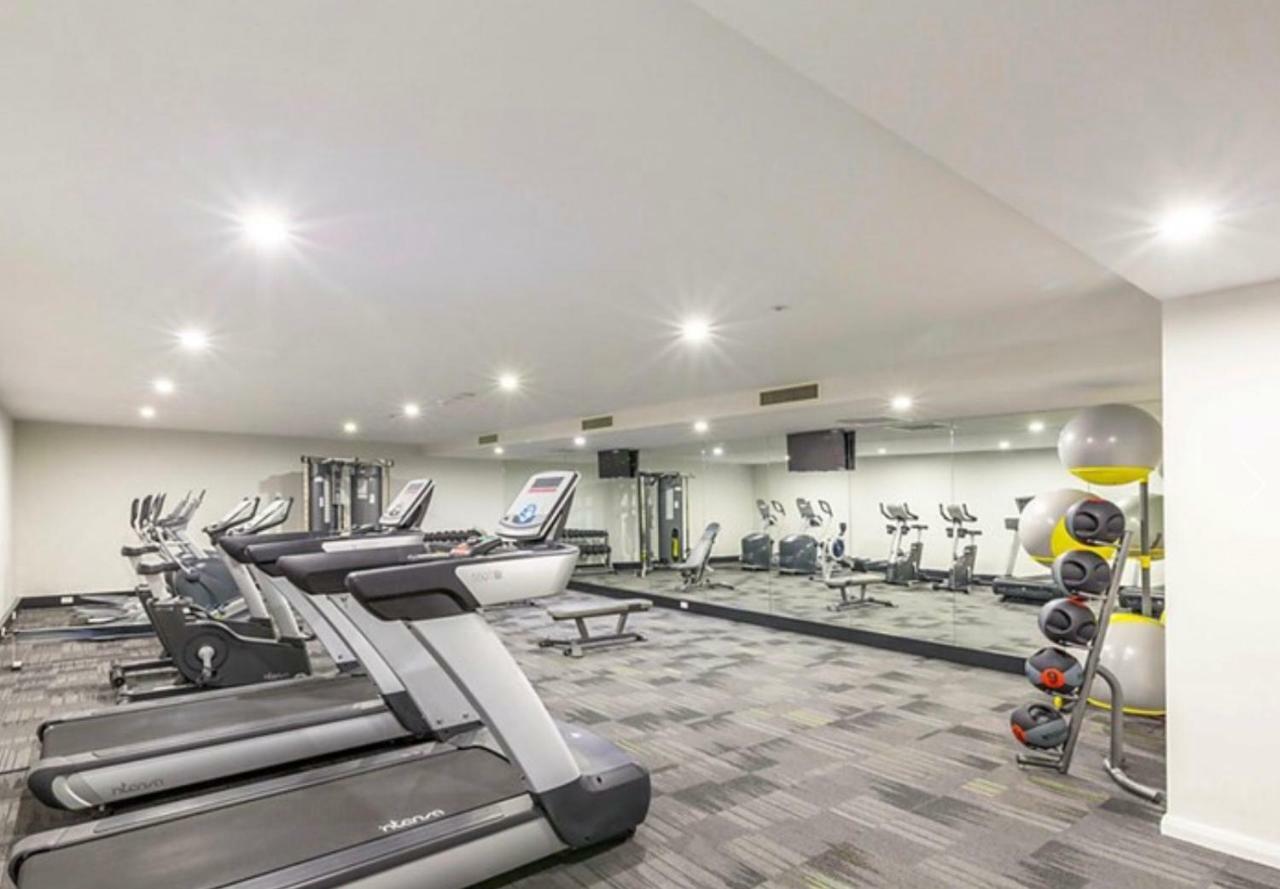 Governor Luxe 1 Bedroom Apartment In The Heart Of Barton Wifi Gym Wine Secure Parking Canberra Kingston Exteriör bild