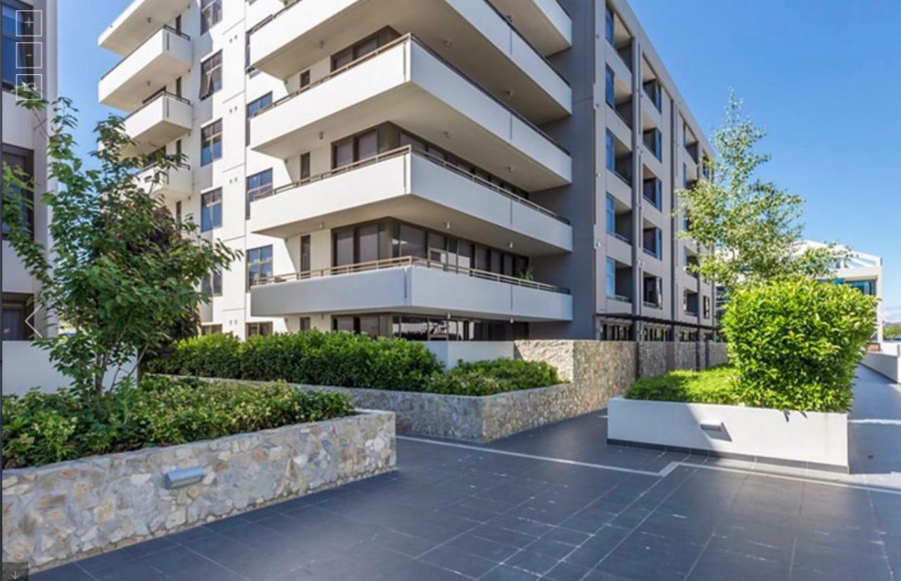 Governor Luxe 1 Bedroom Apartment In The Heart Of Barton Wifi Gym Wine Secure Parking Canberra Kingston Exteriör bild